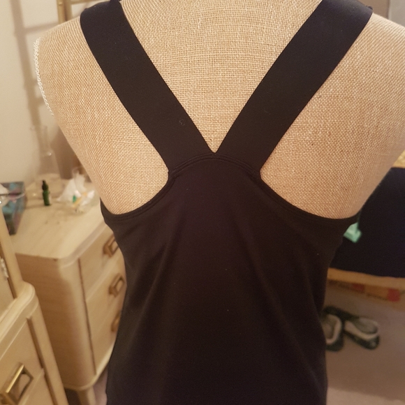 LG Athletic Under Armour Tank Top - Picture 2 of 5